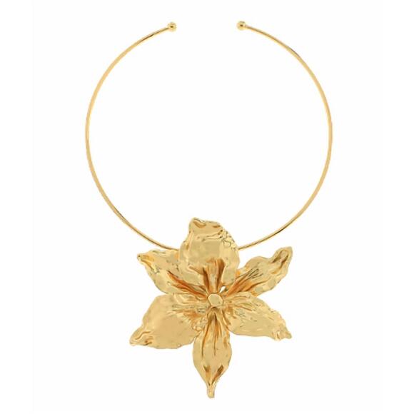 GOLDEN STELLA Jewelry - NEW GOLDEN STELLA women's textured flower wire open choker in gold